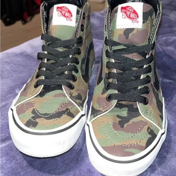 Vans Camouflage High-Top Sneakers - Picture 2 of 2